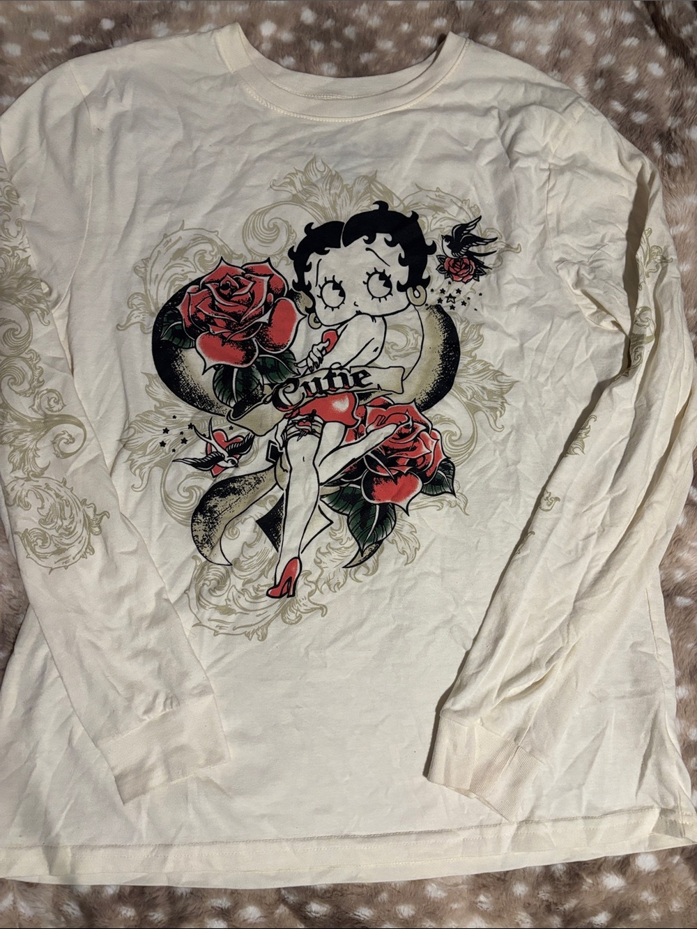 Betty Boop Graphic Long-Sleeve Tee